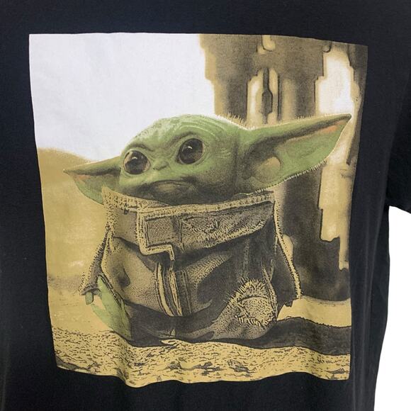 Old Navy X Disney Star Wars Baby Yoda T-Shirt Mens Size M - Picture 2 of 6